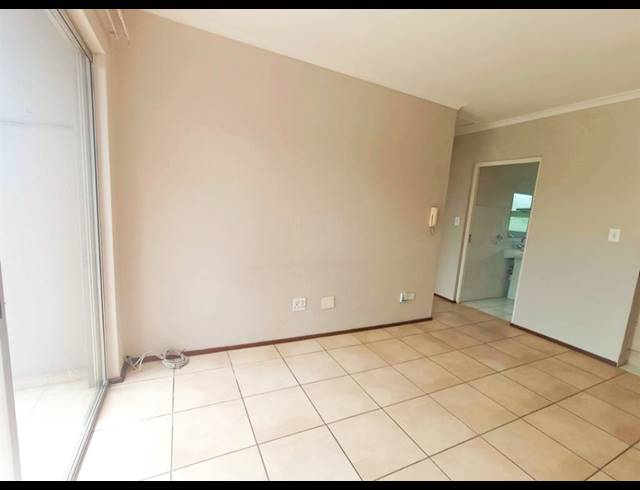 2 BEDROOM TOWNHOUSE FOR SALE IN SOUTH CREST